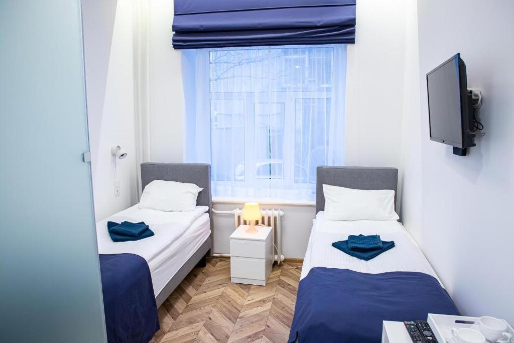 Hot Spot Apartments! VNO